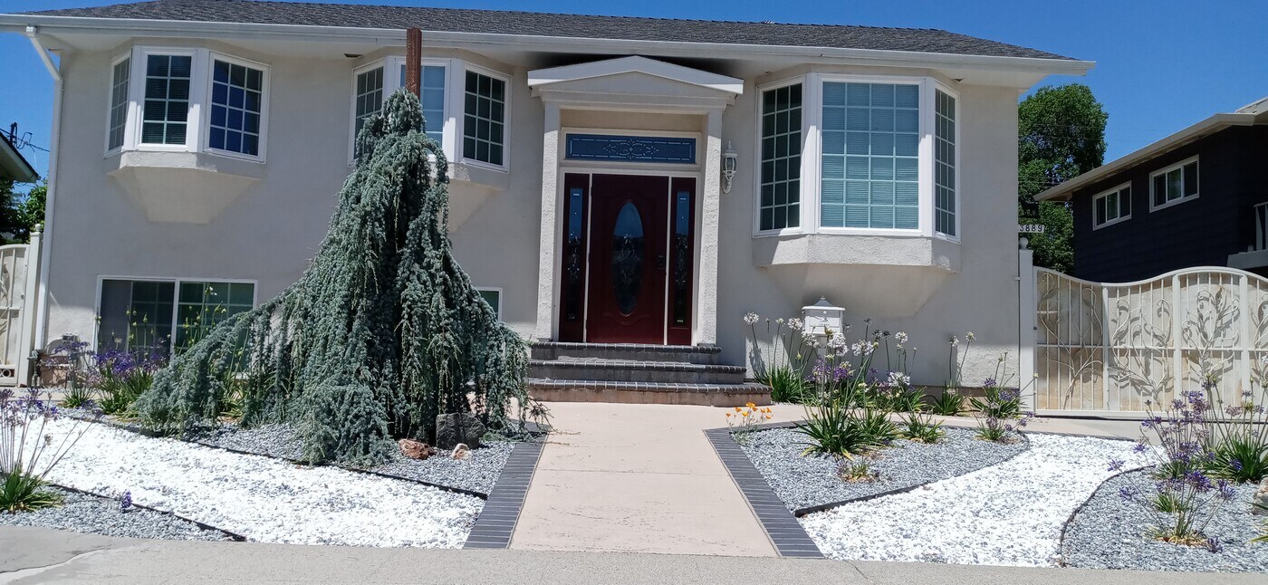 3889 Bucknall Rd in Campbell, CA - Foto de edificio
