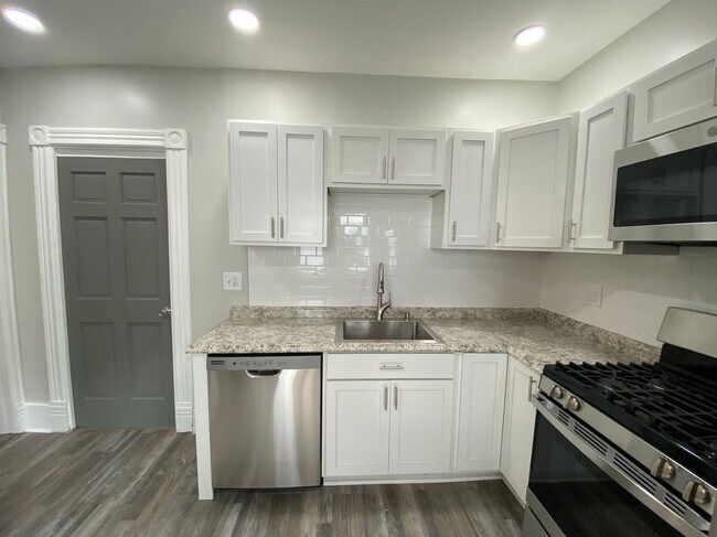 216 Bird Ave in Buffalo, NY - Building Photo - Building Photo