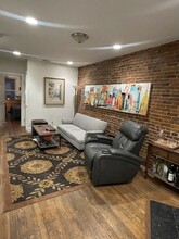 1025 Tremont St, Unit 3 in Boston, MA - Building Photo - Building Photo