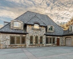 4900 Marilyn Dr in Holladay, UT - Building Photo