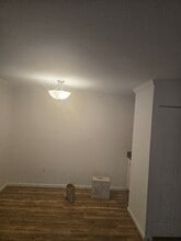 18302 Streamside Dr in Gaithersburg, MD - Building Photo - Building Photo