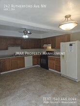 242 Rutherford Ave NW in Roanoke, VA - Building Photo - Building Photo