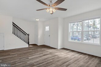 400 Valor Way in Red Lion, PA - Building Photo - Building Photo