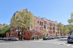 Manhattan Valley Townhouse in New York, NY - Building Photo