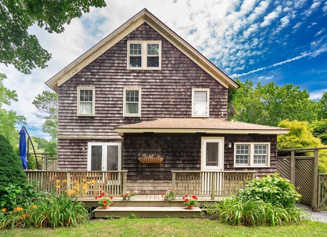 7 Cooper Ln in East Hampton, NY - Building Photo - Building Photo