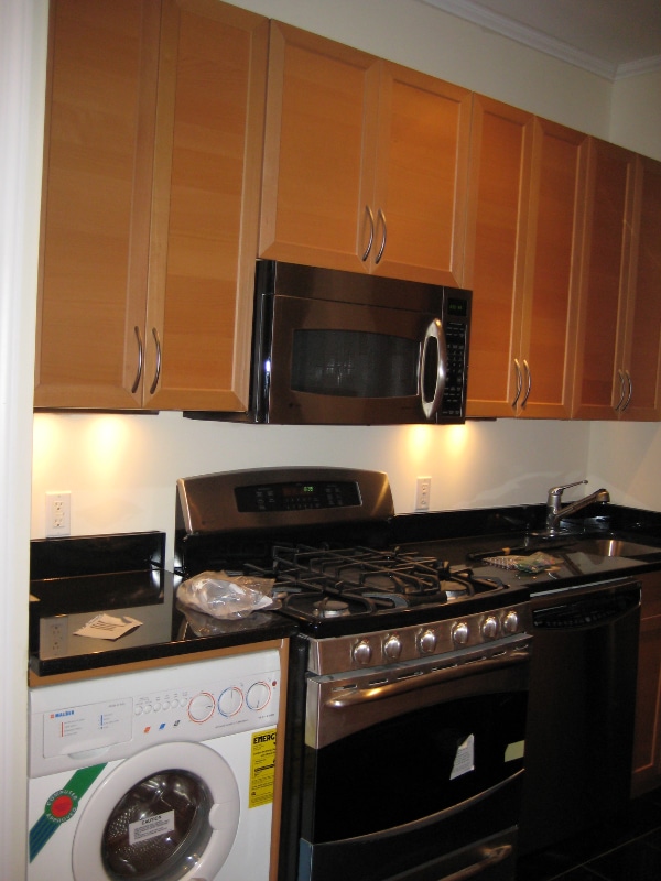 property at 206 E 124th St