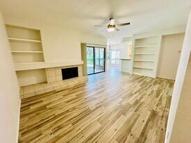 4711 Spicewood Springs Rd in Austin, TX - Building Photo