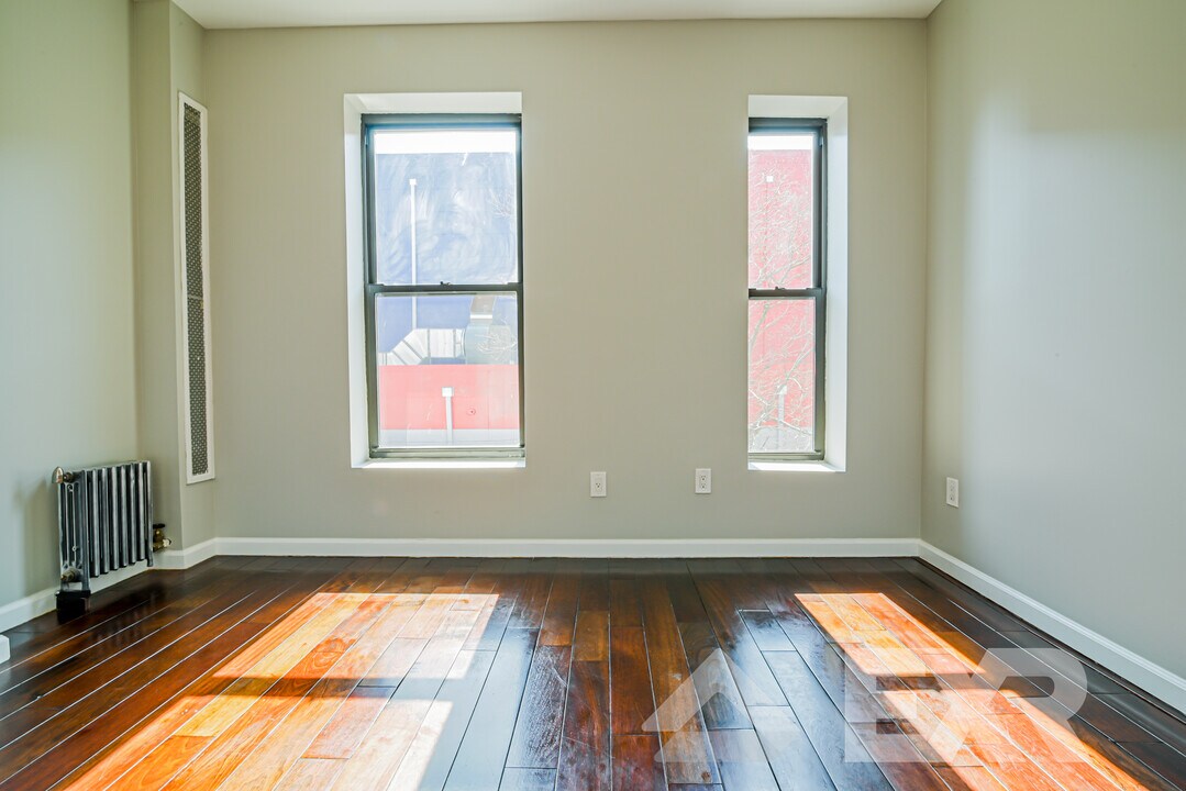 568 Baltic St-Unit -2L in Brooklyn, NY - Building Photo