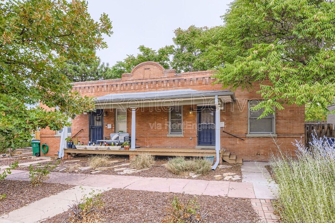 727 W 5th Ave in Denver, CO - Building Photo
