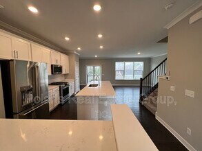 635 Golborne St in Carmel, IN - Building Photo - Building Photo