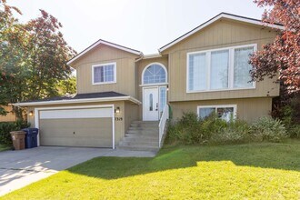 7319 N Perry St in Spokane, WA - Building Photo - Building Photo
