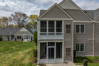 Harrogate Retirement Community in Lakewood, NJ - Building Photo - Building Photo