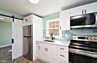 20 S Hanover St in Pottstown, PA - Building Photo - Building Photo