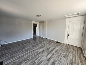 918 Main St in Hampton, NB - Building Photo - Building Photo