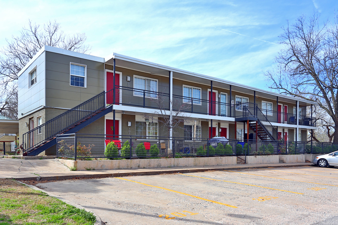 2720 N Robinson Ave in Oklahoma City, OK - Building Photo