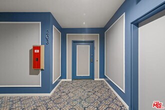 1210 Kings Rd in West Hollywood, CA - Building Photo - Building Photo