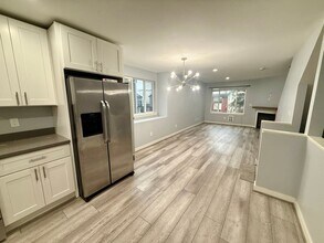 11304 Corliss Ave N in Seattle, WA - Building Photo - Building Photo