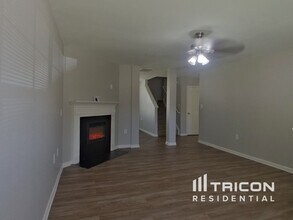 6240 Stonefort Ct in Charlotte, NC - Building Photo - Building Photo