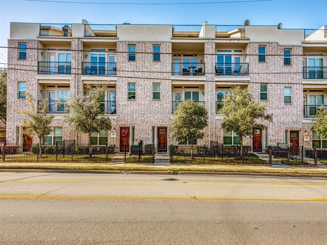 1308 Palm Springs Ln in Dallas, TX - Building Photo
