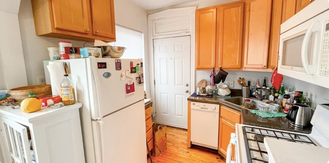 1400 N Honore St, Unit 2 in Chicago, IL - Building Photo - Building Photo