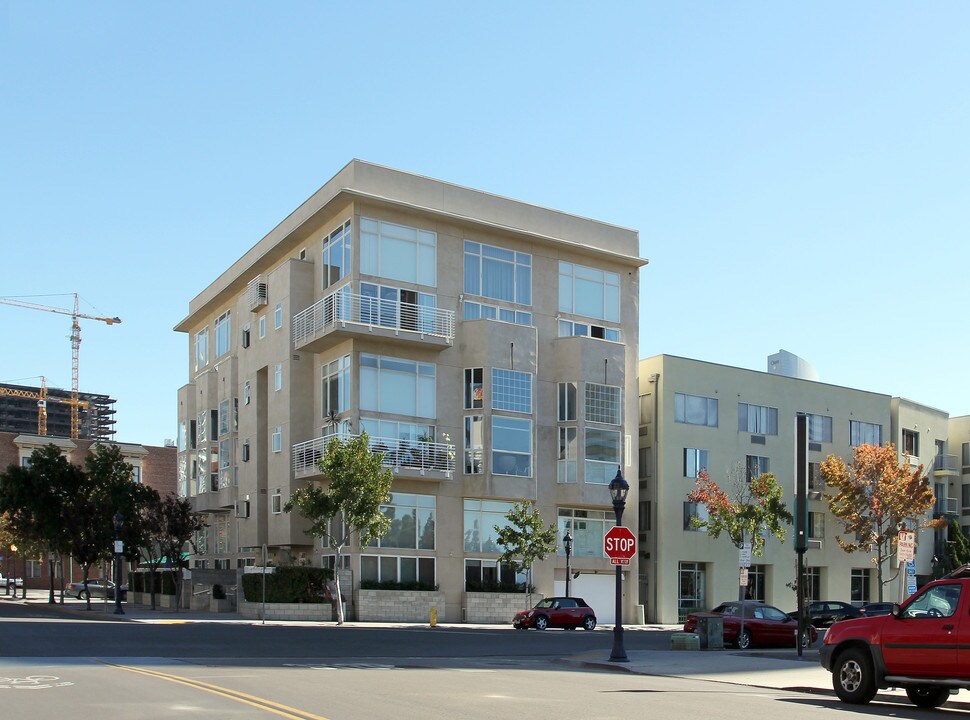 Island Lofts in San Diego, CA - Building Photo