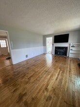 441 Farmington Ave in New Britain, CT - Building Photo - Building Photo