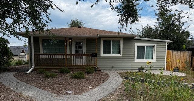 property at 501 E Oak St