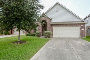 4911 Spring Showers Ct in Houston, TX - Building Photo