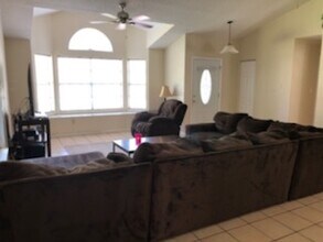 2617 Coventry Ln in Ocoee, FL - Building Photo - Building Photo
