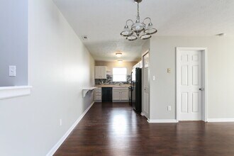6667 W Longview Dr in McCordsville, IN - Building Photo - Building Photo