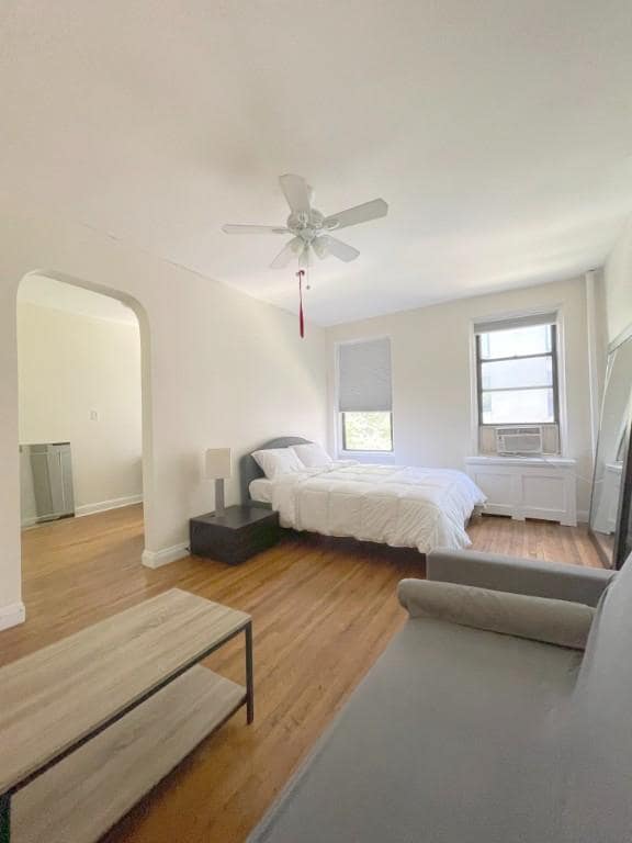 property at 465 W 57th St