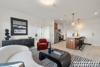 600 E Broadway in Boston, MA - Foto de edificio - Building Photo