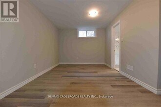 782 Cummer Ave in Toronto, ON - Building Photo - Building Photo