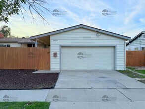 5454 Hewlett Dr in San Diego, CA - Building Photo - Building Photo