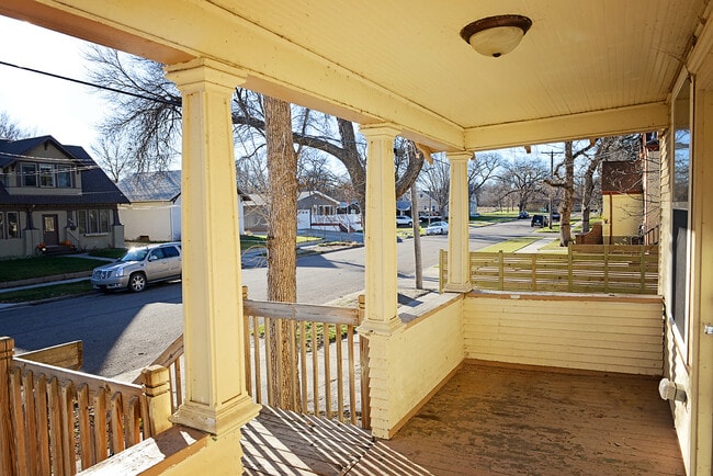 814 2nd Ave NW in Minot, ND - Building Photo - Building Photo