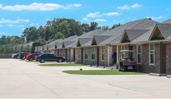 Magnolia Gardens Apartments