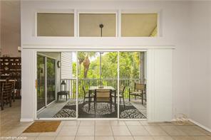 2560 Citrus Lake Dr-Unit -V-201 in Naples, FL - Building Photo - Building Photo