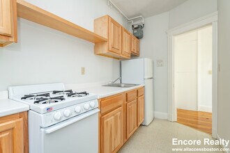 49 Worthington St, Unit 35 in Boston, MA - Foto de edificio - Building Photo