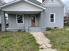 219 E Springdale Ave in Knoxville, TN - Building Photo