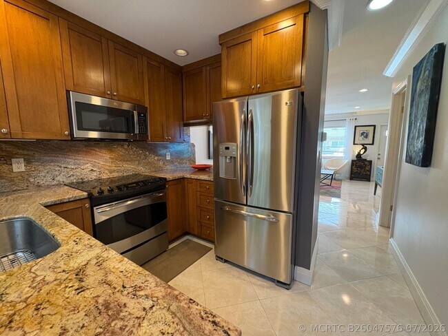 property at 113 NE 20th Ct