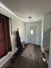 509 Brookmont Dr in Manhattan, KS - Building Photo - Building Photo