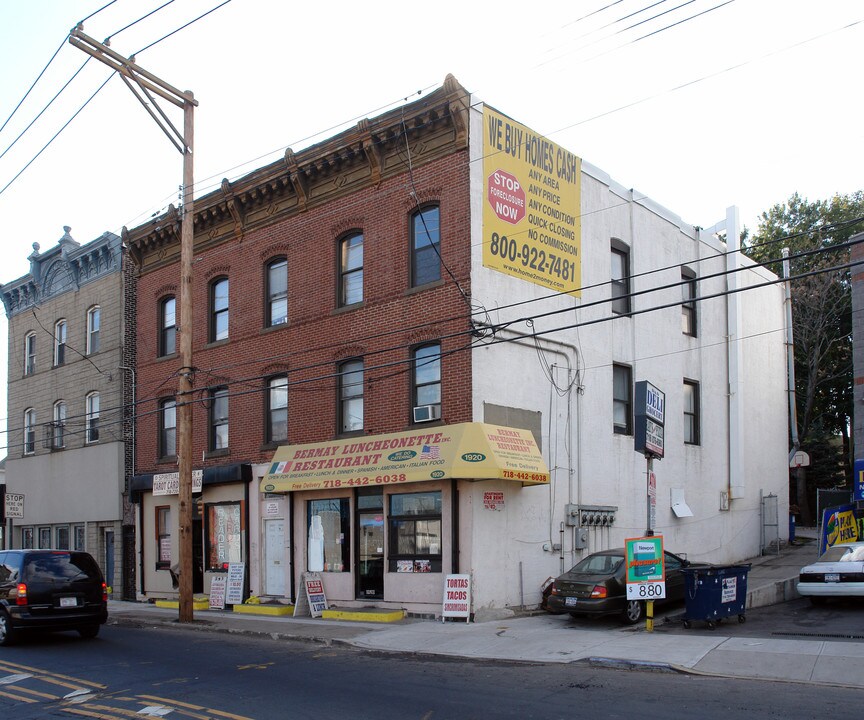 1918 Richmond Ter in Staten Island, NY - Foto de edificio
