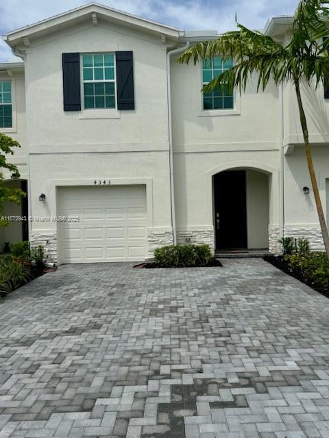 4343 Hammock Grove Dr in Greenacres, FL - Building Photo