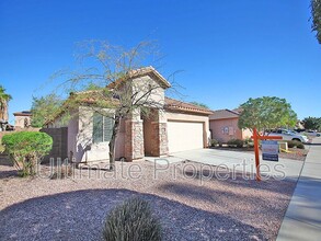 17020 W Windermere Way in Surprise, AZ - Building Photo - Building Photo