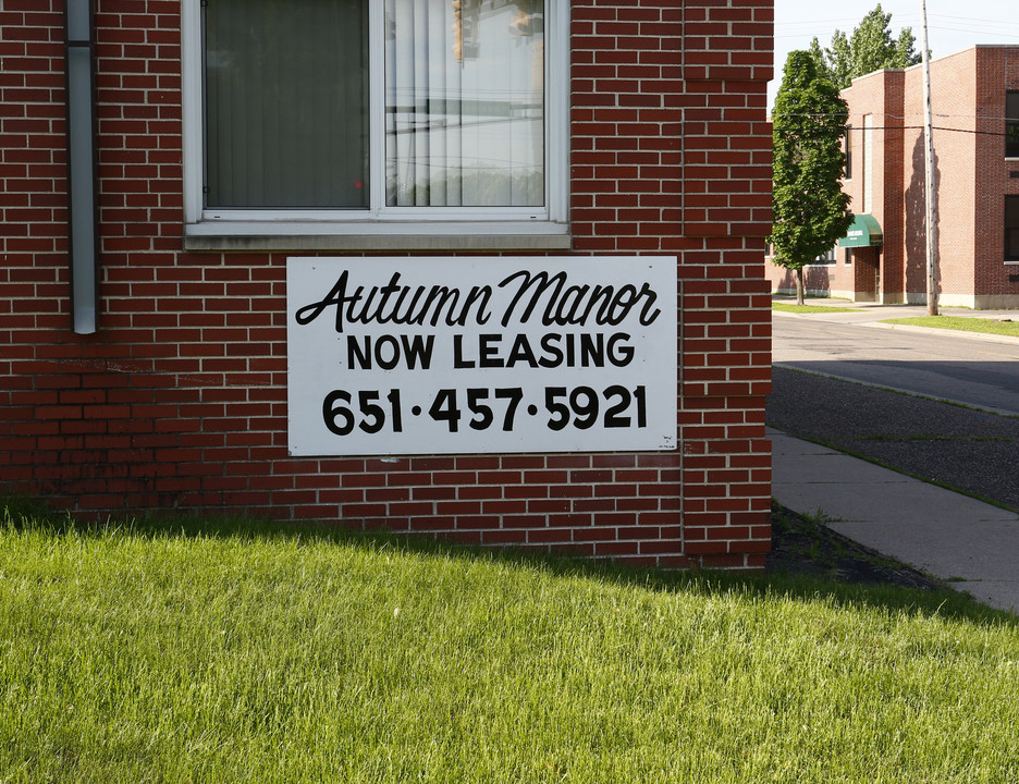 Autumn Manor Apartments in St. Paul, MN - Building Photo