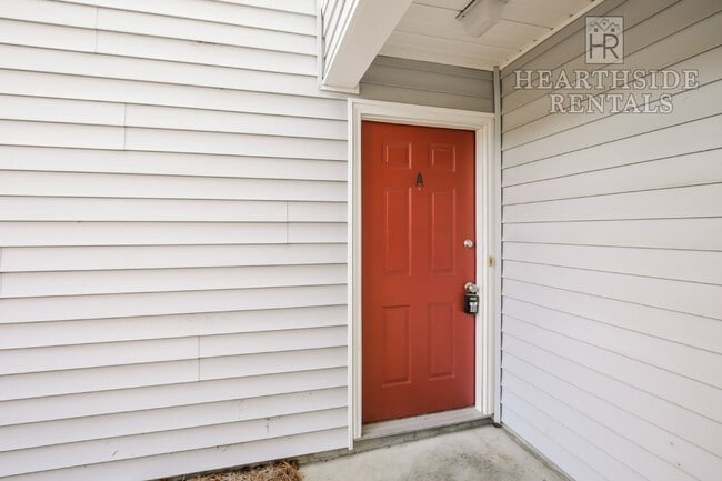 143 W Victoria Ct in Greenville, NC - Building Photo - Building Photo