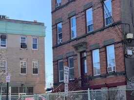 1101 43rd St in North Bergen, NJ - Building Photo