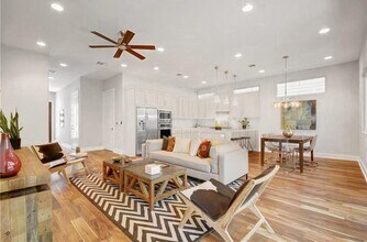 1208 Kinney Ave in Austin, TX - Building Photo - Building Photo