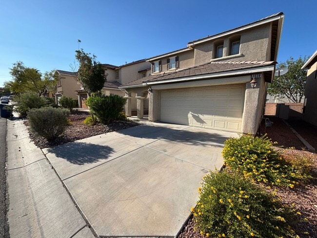 2538 Wild Ambrosia Ave in Henderson, NV - Building Photo - Building Photo