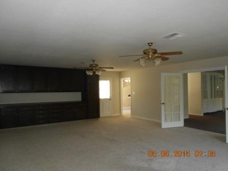 11717 Palm Ave in Bakersfield, CA - Foto de edificio - Building Photo